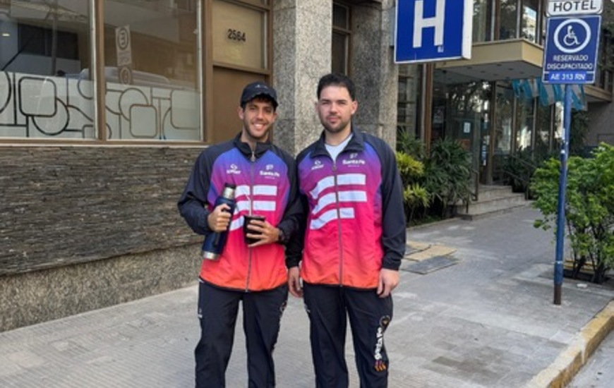 Imagen de Landini y Ferreyra de Handball C.A.T. en los Juegos JADAR en Rosario