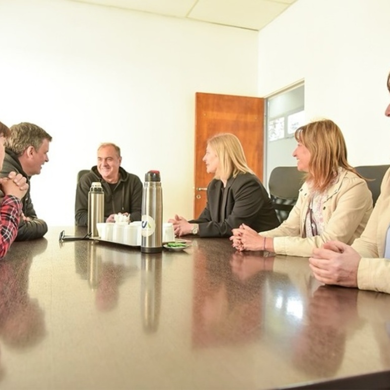Imagen de La vicegobernadora Gisela Scaglia visitó Alvear y recorrió instituciones locales