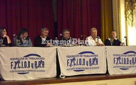 Imagen de Sindicatos de Aceiteros, UOM, ATE y SiPreBA se unen para luchar por un salario digno