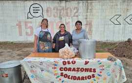 Imagen de Solidaridad en el paso de la Peregrinaci&oacute;n por nuestra ciudad