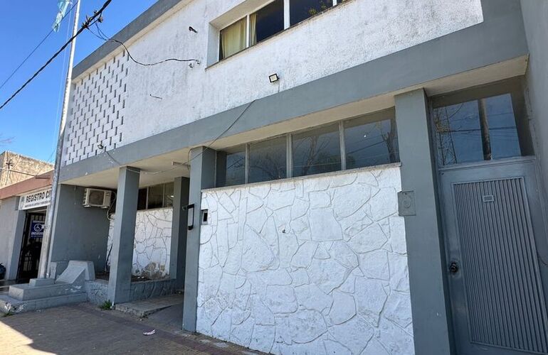 Imagen de Cuatro detenidos por robar en el kiosco que sufri&oacute; el incendio