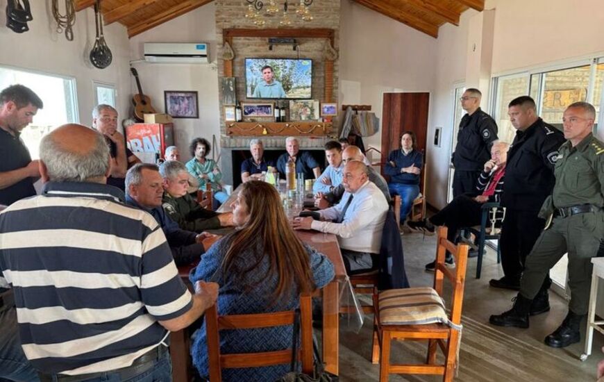 Imagen de El Concejo Municipal de Arroyo Seco particip&oacute; de una reuni&oacute;n en Fighiera por cuatrerismo