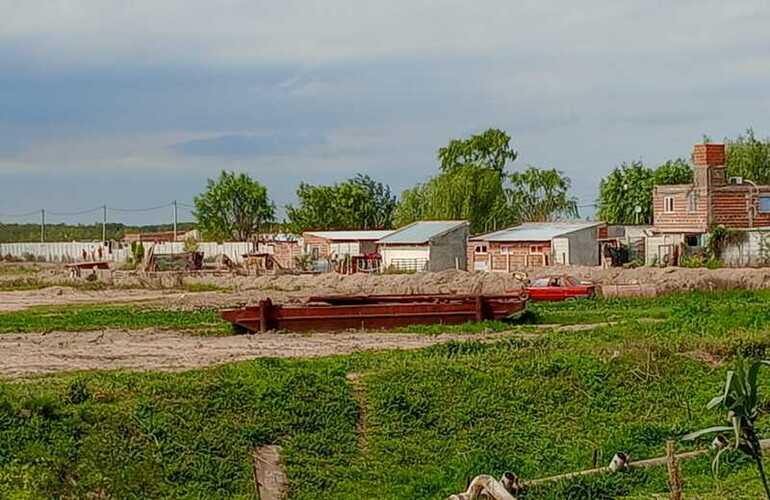 Imagen de Fighiera: Cuatro familias de La Costa denuncian ser amenazadas a dejar sus casas