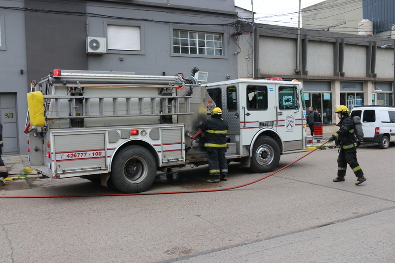 Intervinieron dos dotaciones, Protección Civil y Tránsito Municipal.