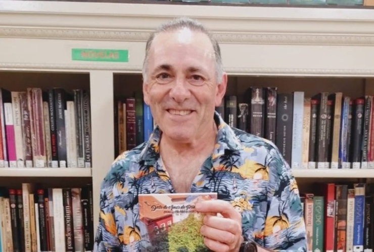 Imagen de �Decir de amor de primavera�, de N&eacute;stor Jos&eacute; Grasso se present&oacute; en la Biblioteca Popular