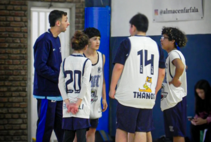 Imagen de B&aacute;squet: Hoy juegan Athletic y Uni&oacute;n en U13 y U15