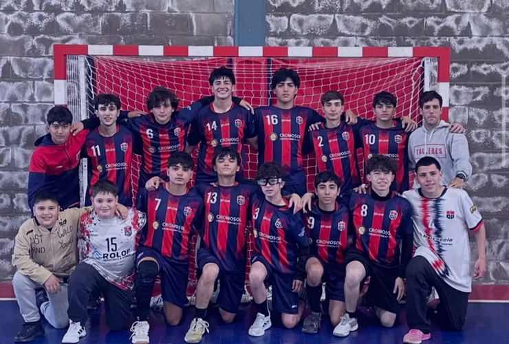 Imagen de Handball: Los Juveniles de Talleres le ganaron a Social Zona Sud