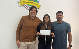 Imagen de La Comuna de Fighiera entreg&oacute; un aporte econ&oacute;mico a la atleta Selene Aguilar