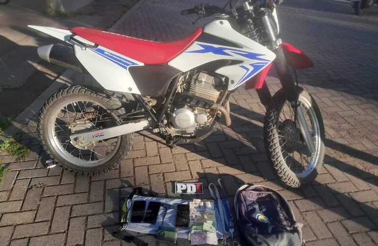 Imagen de Robo de moto en Arroyo Seco: dos detenidos en Villa Gobernador Gálvez y el rodado recuperado