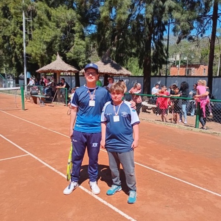 Imagen de Tenistas de Athletic, obtuvieron 1er y 2do puesto en Torneo Formativo en V.C.