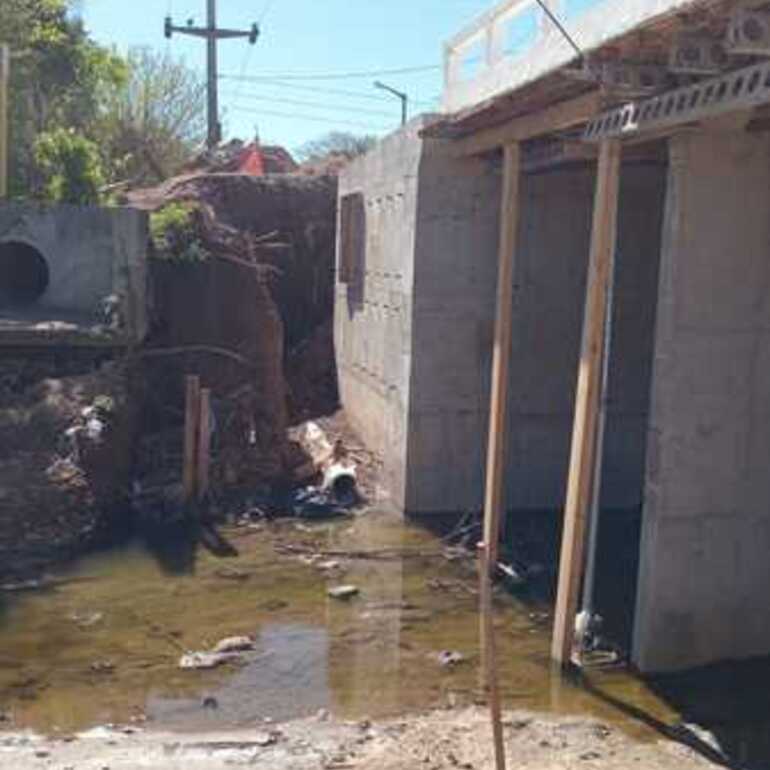Imagen de Reingresa a mesa de entrada reclamo por derrames cloacales al arroyo Savoca