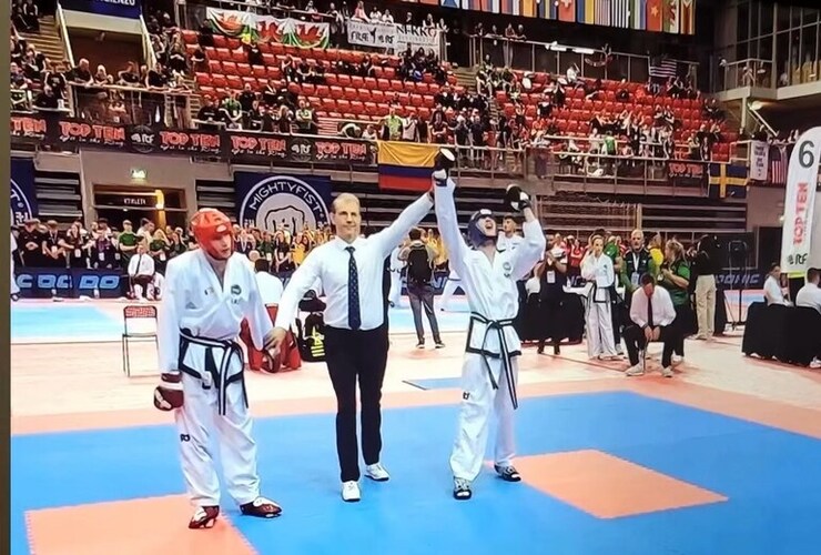 Imagen de Orgullo alvearense: Luka Dariozzi, campeón mundial juvenil de taekwondo en Croacia