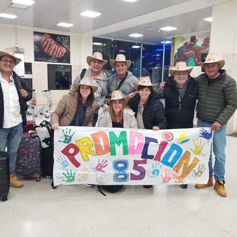 Imagen de 40 años después: El viaje de egresados revivido por la Promoción '85
