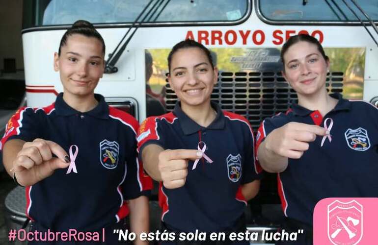Imagen de Bomberos Voluntarios de Arroyo Seco se suma a la campaña Octubre Rosa
