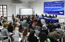Imagen de La Provincia advierte que descontará el día a docentes que adhieran al paro nacional del próximo martes