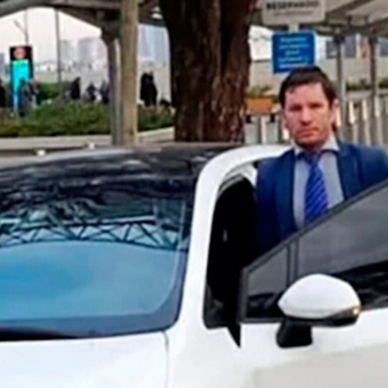 El auto de Palacio fue encontrado prendido fuego en la ciudad de Córdoba