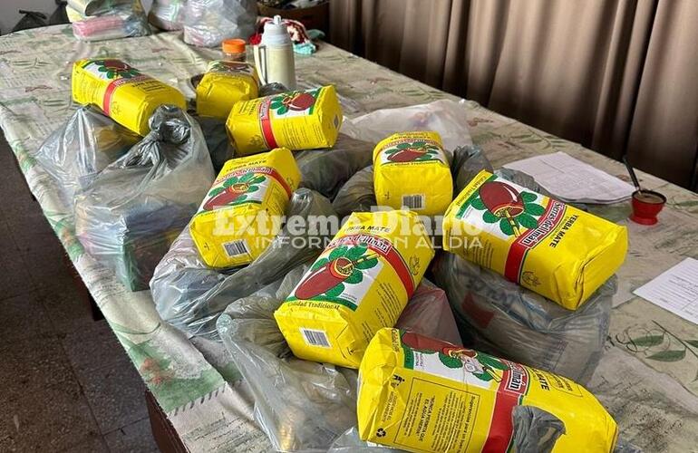 Imagen de Cáritas Arroyo Seco llevó adelante una nueva jornada de entrega de bolsones