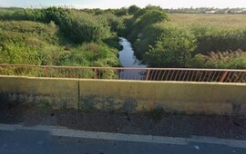 Encontraron un cuerpo en el canal de Ibarlucea