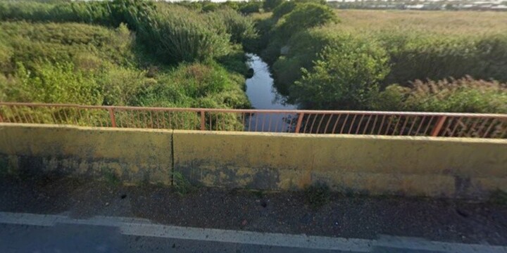 Encontraron un cuerpo en el canal de Ibarlucea