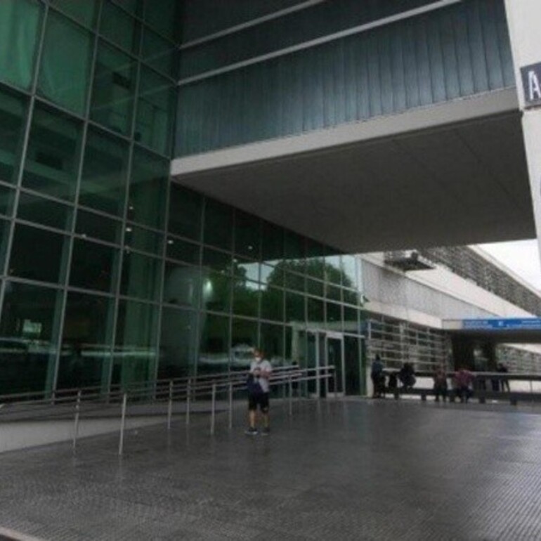 Los tres lesionados quedaron bajo observación en el Heca. (Alan Monzón/Rosario3)