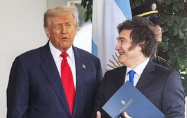 Imagen de Milei confirm&oacute; la advertencia de Trump: &laquo;Si el pa&iacute;s vuelve al populismo, dejar&aacute; de apoyarnos&raquo;