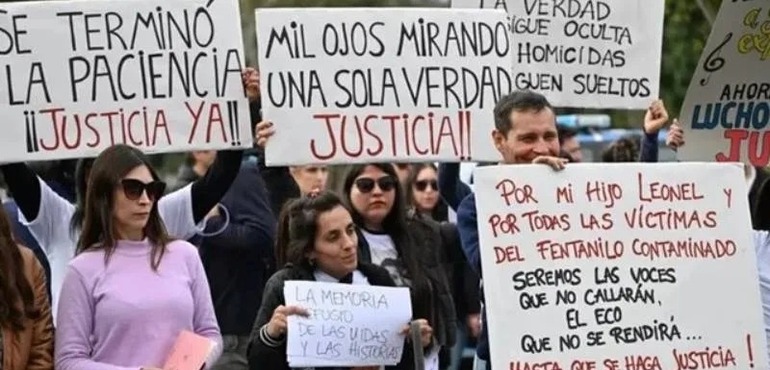Imagen de Familiares de víctimas marchan en Rosario por el fentanilo contaminado