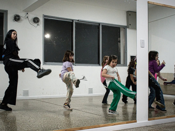 Imagen de Las chicas de Danzas Urbanas de Unión, competirá en las finales nacionales de 'Matrix'