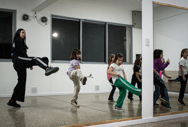 Imagen de Las chicas de Danzas Urbanas de Unión, competirá en las finales nacionales de 'Matrix'