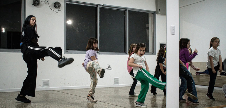 Imagen de Las chicas de Danzas Urbanas de Unión, competirá en las finales nacionales de 'Matrix'