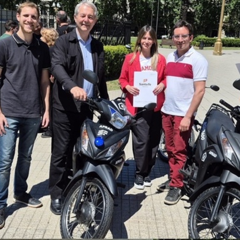 Imagen de El Municipio incorporó una moto recuperada del delito para fortalecer el control urbano