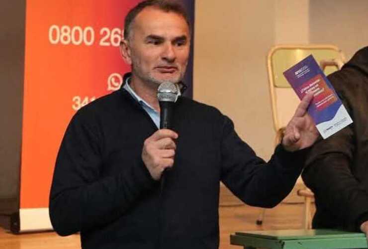 El funcionario indicó falta de apoyo y bloqueo a sus funciones, entre otros reclamos.