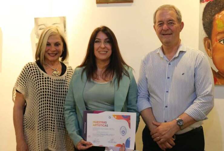 Imagen de "Puntos de Vista": ¡Gran noche para la inauguración de la última muestra del 2025!