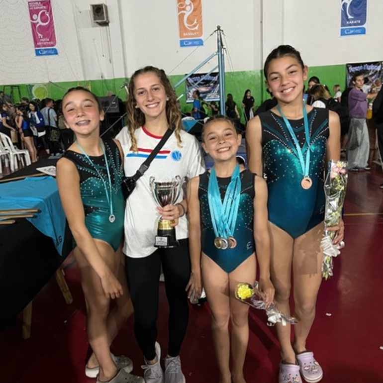 Imagen de Gimnastas de Unión, obtuvieron buenos resultados en Torneo Nacional en Mar de Ajo