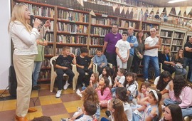 Imagen de Se inaugur&oacute; la muestra �Donde florece la vida� del Taller de Arte Acuarela