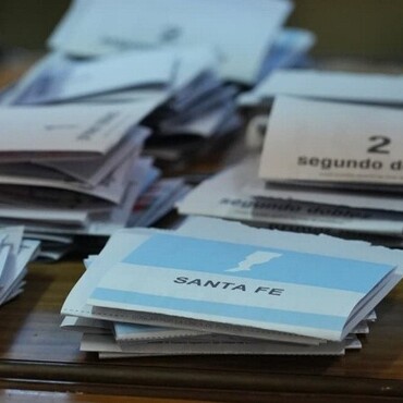 Imagen de Elecciones en Santa Fe: quiénes son los 9 nuevos diputados nacionales que tendrá la provincia en el Congreso Imagen de Elecciones en Santa Fe: quiénes son los 9 nuevos diputados nacionales que tendrá la provincia en el Congreso