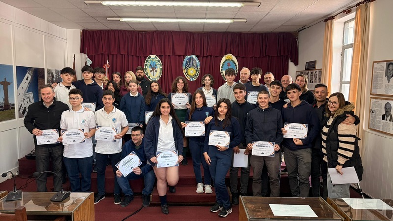 Imagen de Entrega de Diplomas por 'Concejal por un D&iacute;a'