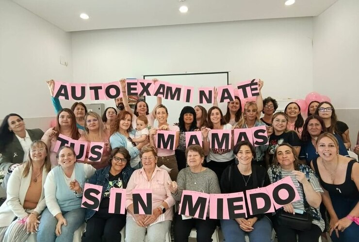 Imagen de Pueblo Esther se vistió de rosa: una jornada de conciencia y encuentro
