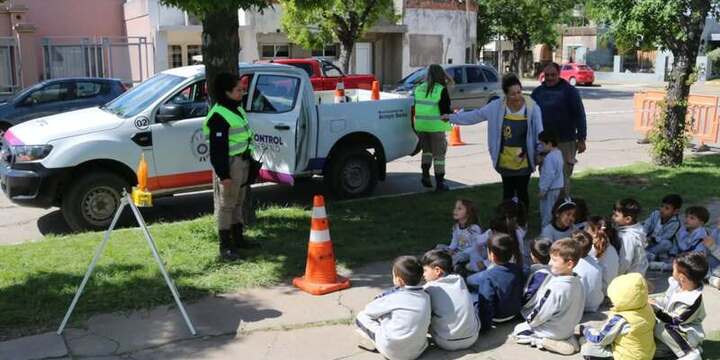 Imagen de Control Urbano realizó jornada de Educación Vial en el Jardín "Niño Jesús"