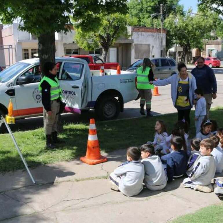 Imagen de Control Urbano realizó jornada de Educación Vial en el Jardín "Niño Jesús"