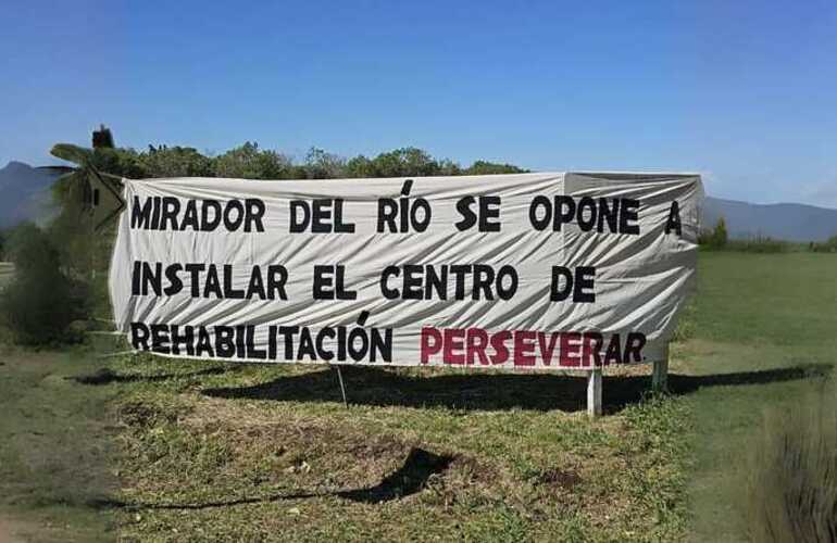 Imagen de Vecinos de Mirador del Rio exigen la reubicación de un Centro de Rehabilitación por falta de infraestructura y riesgo.