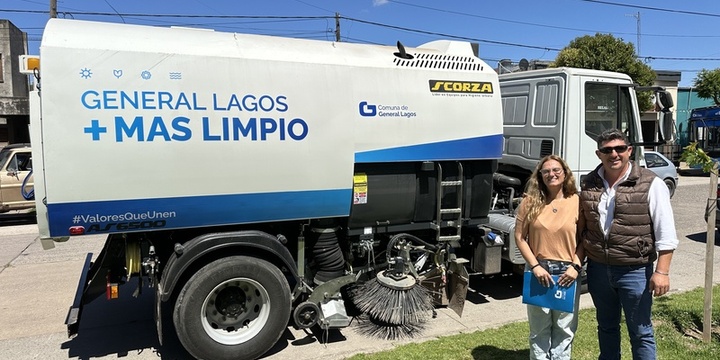 Imagen de La Comuna de General Lagos, presentó su primera Barredora de limpieza urbana