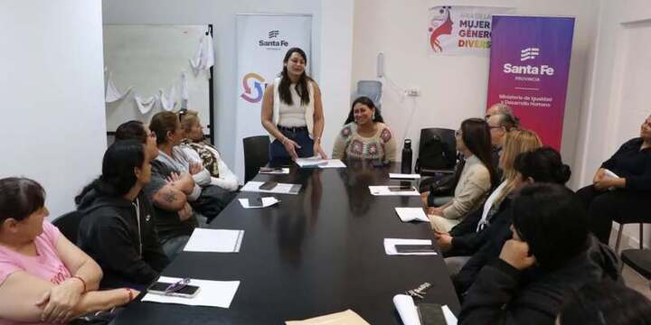 Imagen de Banco Solidario: Charla informativa para emprendedores que accederán a microcréditos