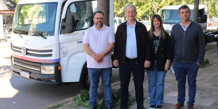 Imagen de El Municipio sumó dos camiones 0 km para optimizar los servicios públicos