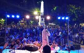 Imagen de Redentor celebr&oacute; Octubrillante en la Plaza 9 de Julio