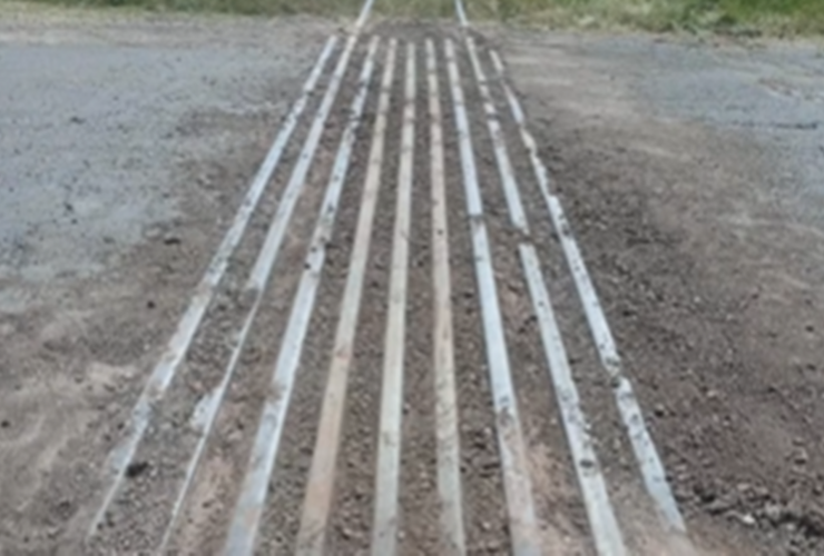 Imagen de Albarellos: Finalizaron los trabajos de reparación en el cruce ferroviario de calle Garibaldi