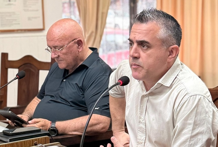 Imagen de Proyecto de ordenanza para regular cuidadores y paseadores de perros genera críticas en Arroyo Seco