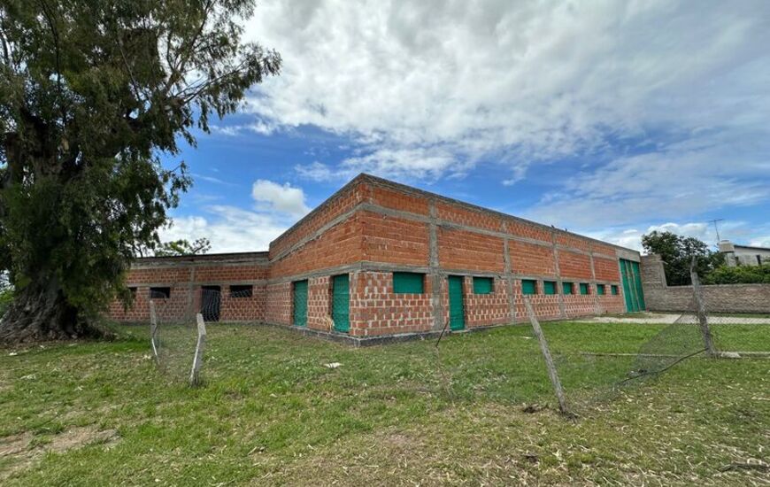 La obra sigue sin terminar, est&aacute; parada desde hace meses.