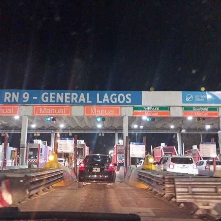 Imagen de Privatizaciones de rutas: cuánto se estima que habrá que pagar de peaje para ir de Rosario a Buenos Aires