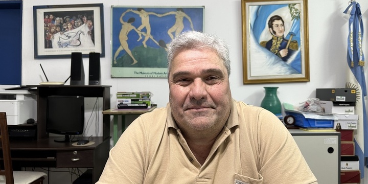 Imagen de La escuela Comercial avanza en la reparación de techos y teatro