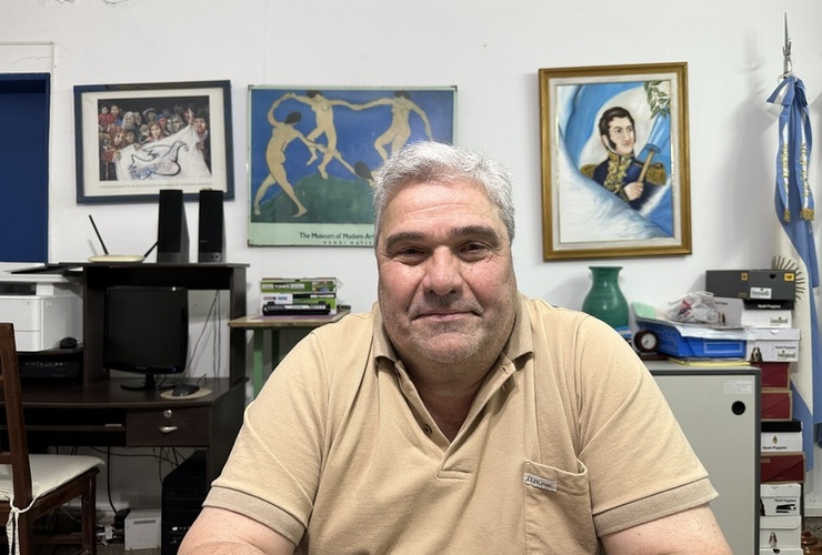 Imagen de La escuela Comercial avanza en la reparación de techos y teatro